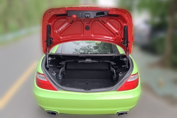 Used Mercedes-Benz SLK-Class 2011 SLK 200 Fashion Model Trunk