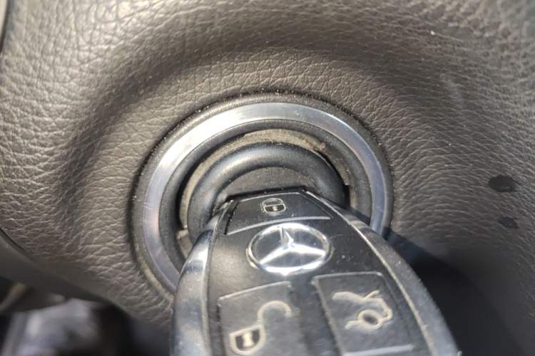 Used Mercedes-Benz SLK-Class 2011 SLK 200 Fashion Model Vehicle Key