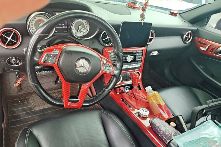 Used Mercedes-Benz SLK-Class 2011 SLK 200 Fashion Model Center Console