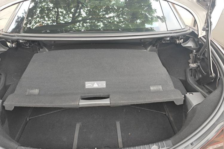 Used Mercedes-Benz SLK-Class 2011 SLK 200 Fashion Model Trunk