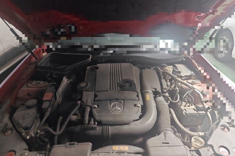 Used Mercedes-Benz SLK-Class 2011 SLK 200 Fashion Model Engine Bay