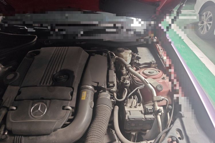 Used Mercedes-Benz SLK-Class 2011 SLK 200 Fashion Model Engine Bay Left
