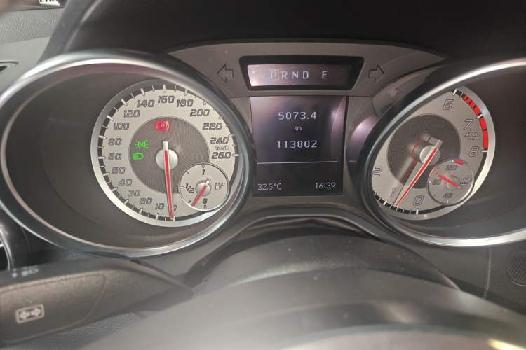 Used Mercedes-Benz SLK-Class 2011 SLK 200 Fashion Model Instrument Cluster