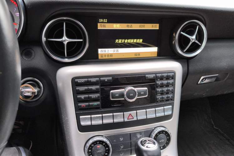 Used Mercedes-Benz SLK-Class 2011 SLK 200 Fashion Model Audio And AC Panel