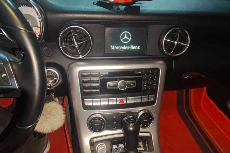 Used Mercedes-Benz SLK-Class 2011 SLK 200 Fashion Model Audio And AC Panel