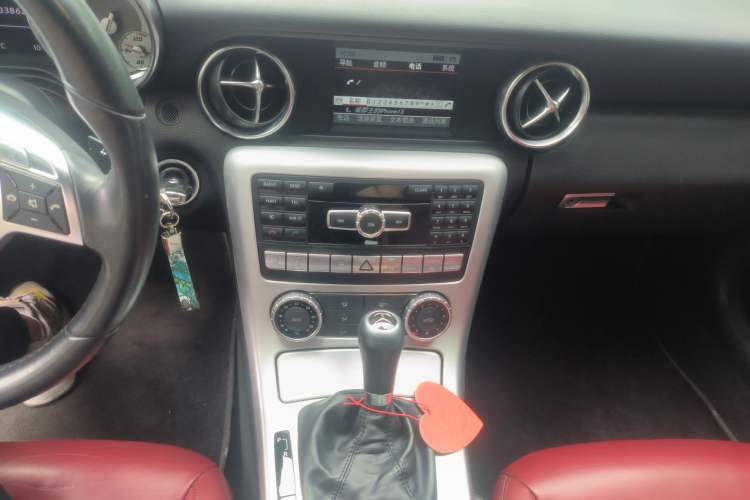 Used Mercedes-Benz SLK-Class 2011 SLK 200 Fashion Model Audio And AC Panel