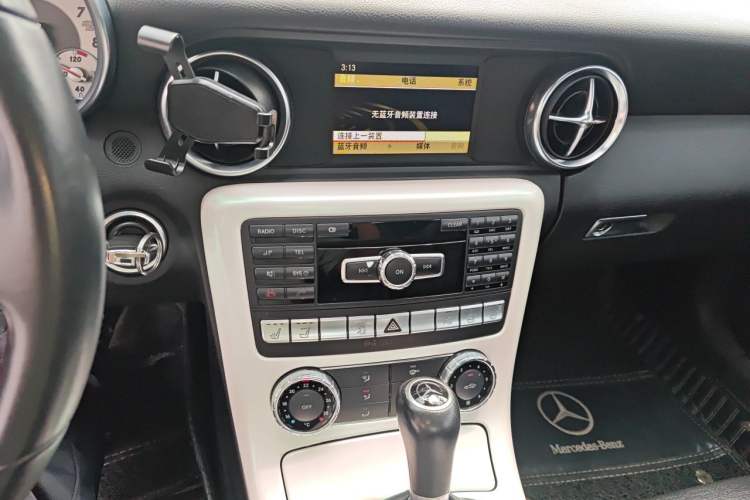 Used Mercedes-Benz SLK-Class 2011 SLK 200 Fashion Model Audio And AC Panel