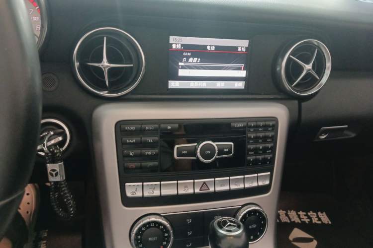 Used Mercedes-Benz SLK-Class 2011 SLK 200 Fashion Model Audio And AC Panel