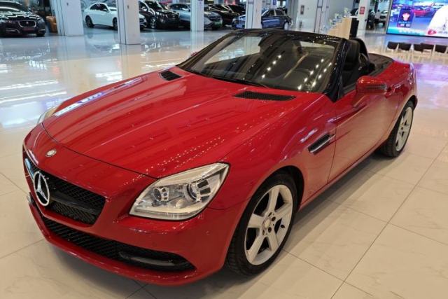 Used Mercedes-Benz SLK-Class 2011 SLK 200 Fashion Model