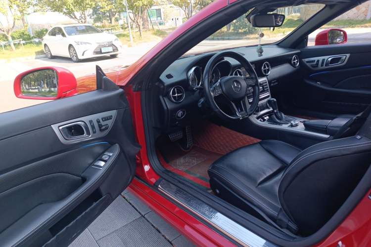 Used Mercedes-Benz SLK-Class 2011 SLK 200 Fashion Model Driver Seat