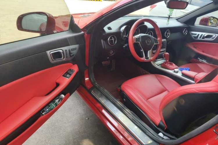 Used Mercedes-Benz SLK-Class 2011 SLK 200 Fashion Model Driver Seat
