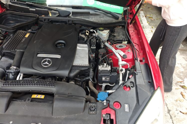 Used Mercedes-Benz SLK-Class 2011 SLK 200 Fashion Model Engine Bay Left