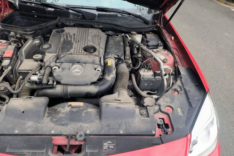 Used Mercedes-Benz SLK-Class 2011 SLK 200 Fashion Model Engine Bay Left