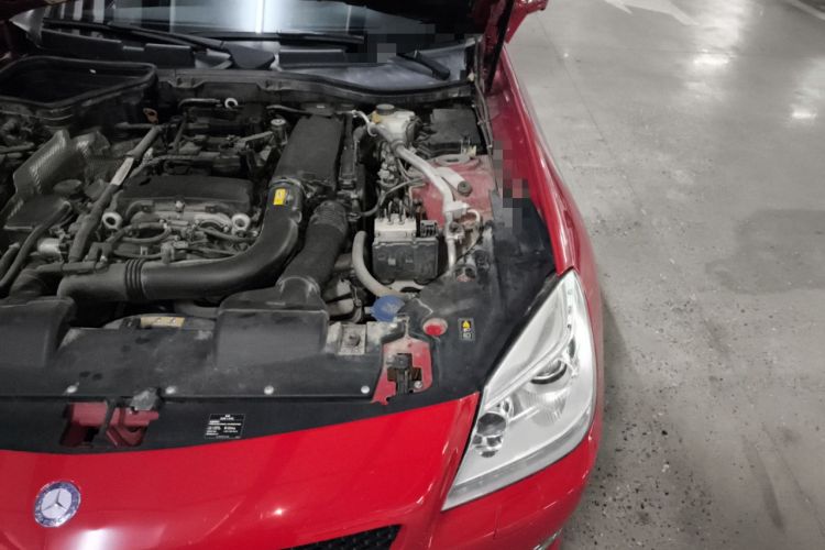 Used Mercedes-Benz SLK-Class 2011 SLK 200 Fashion Model Engine Bay Left