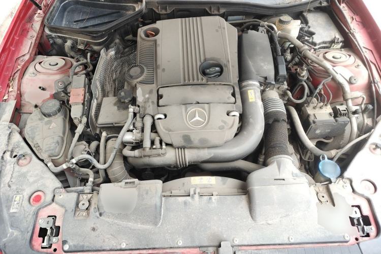 Used Mercedes-Benz SLK-Class 2011 SLK 200 Fashion Model Engine Bay