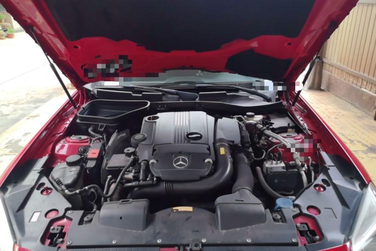 Used Mercedes-Benz SLK-Class 2011 SLK 200 Fashion Model Engine Bay