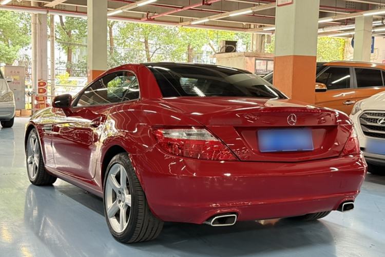 Used Mercedes-Benz SLK-Class 2011 SLK 200 Fashion Model Exterior 2