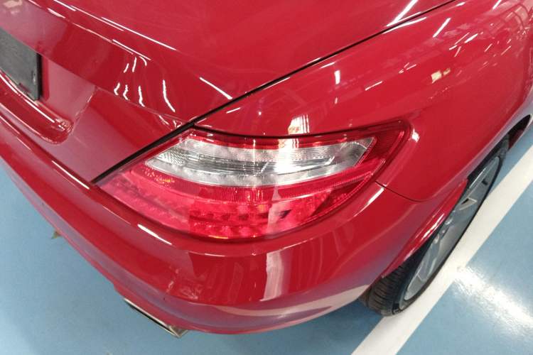 Used Mercedes-Benz SLK-Class 2011 SLK 200 Fashion Model Exterior 6