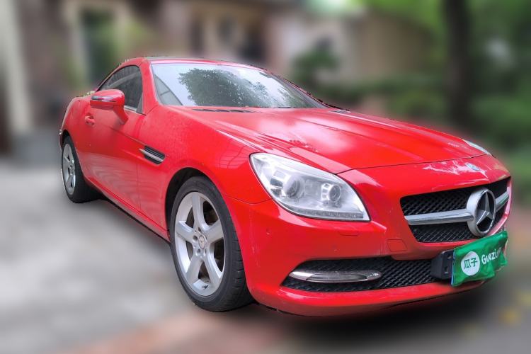 Used Mercedes-Benz SLK-Class 2011 SLK 200 Fashion Model Front Right 45 Deg