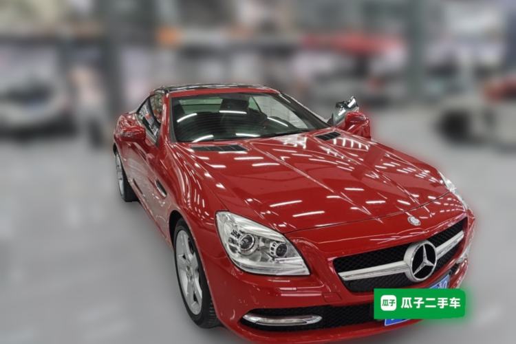 Used Mercedes-Benz SLK-Class 2011 SLK 200 Fashion Model Front Right 45 Deg