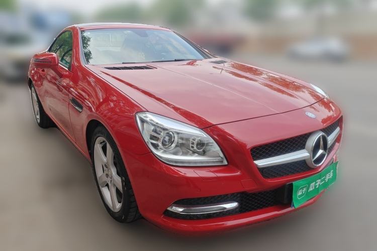 Used Mercedes-Benz SLK-Class 2011 SLK 200 Fashion Model Front Right 45 Deg