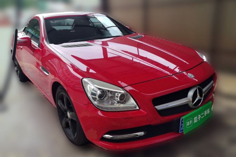 Used Mercedes-Benz SLK-Class 2011 SLK 200 Fashion Model Front Right 45 Deg