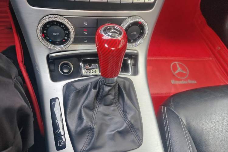 Used Mercedes-Benz SLK-Class 2011 SLK 200 Fashion Model Gear Lever