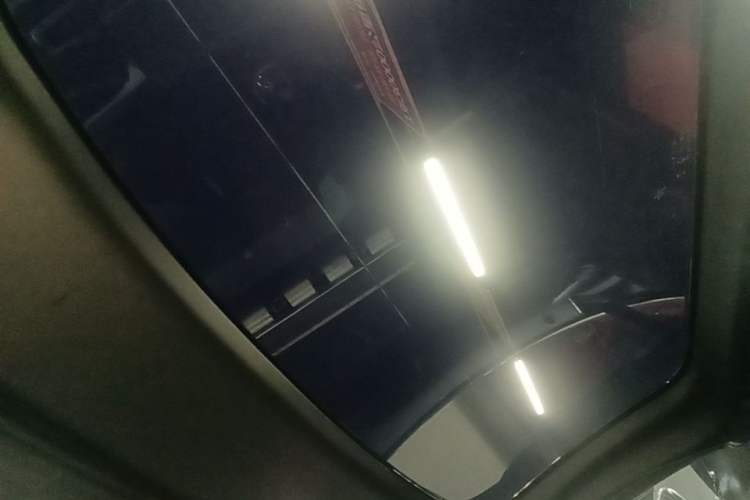 Used Mercedes-Benz SLK-Class 2011 SLK 200 Fashion Model Headliner