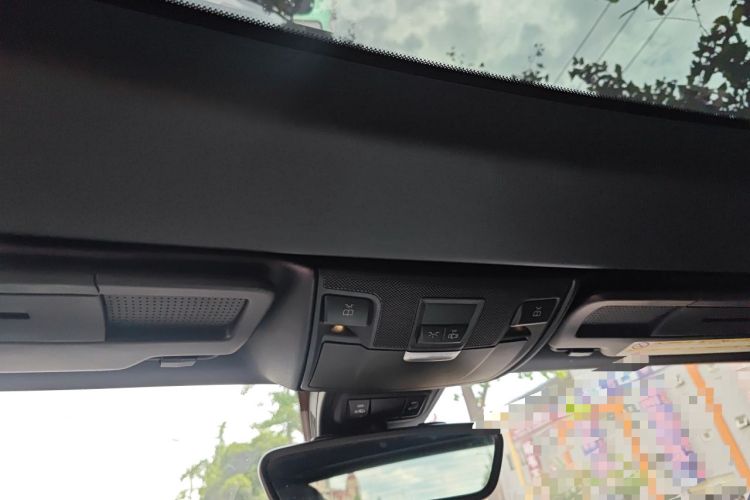 Used Mercedes-Benz SLK-Class 2011 SLK 200 Fashion Model Headliner