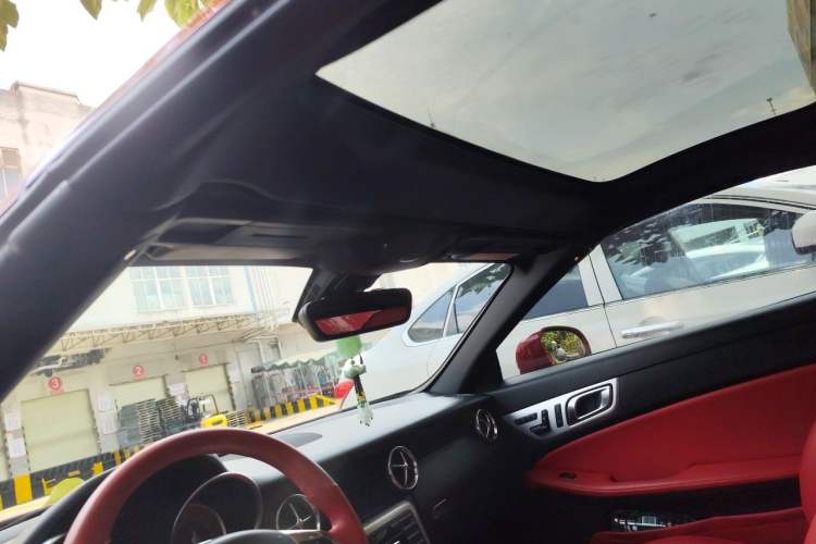 Used Mercedes-Benz SLK-Class 2011 SLK 200 Fashion Model Headliner
