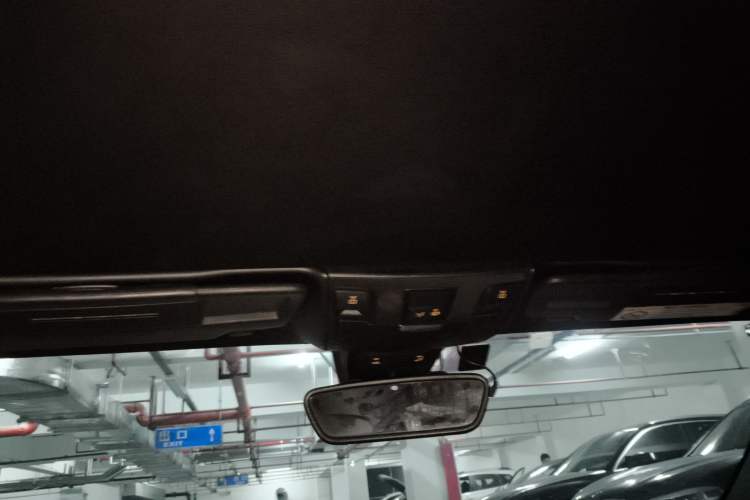 Used Mercedes-Benz SLK-Class 2011 SLK 200 Fashion Model Headliner