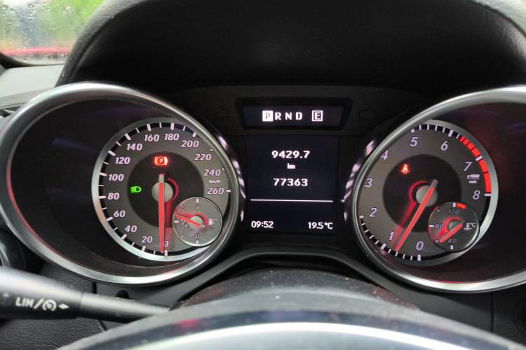 Used Mercedes-Benz SLK-Class 2011 SLK 200 Fashion Model Instrument Cluster