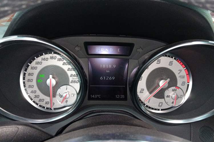 Used Mercedes-Benz SLK-Class 2011 SLK 200 Fashion Model Instrument Cluster