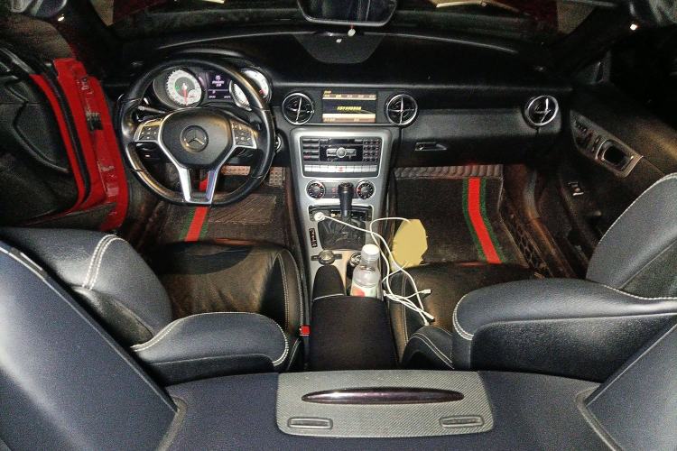 Used Mercedes-Benz SLK-Class 2011 SLK 200 Fashion Model Interior 2