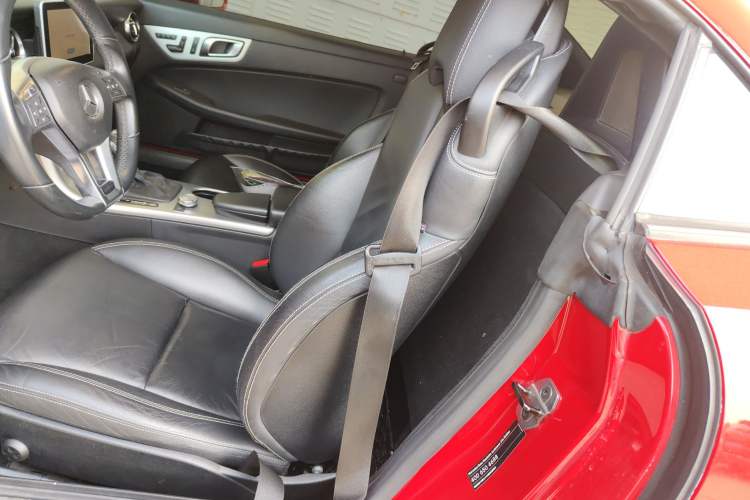 Used Mercedes-Benz SLK-Class 2011 SLK 200 Fashion Model Interior 4