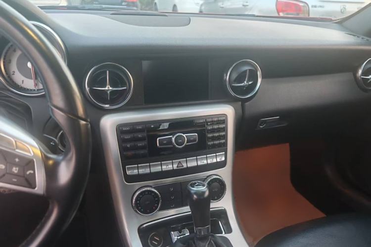 Used Mercedes-Benz SLK-Class 2011 SLK 200 Fashion Model Interior 6