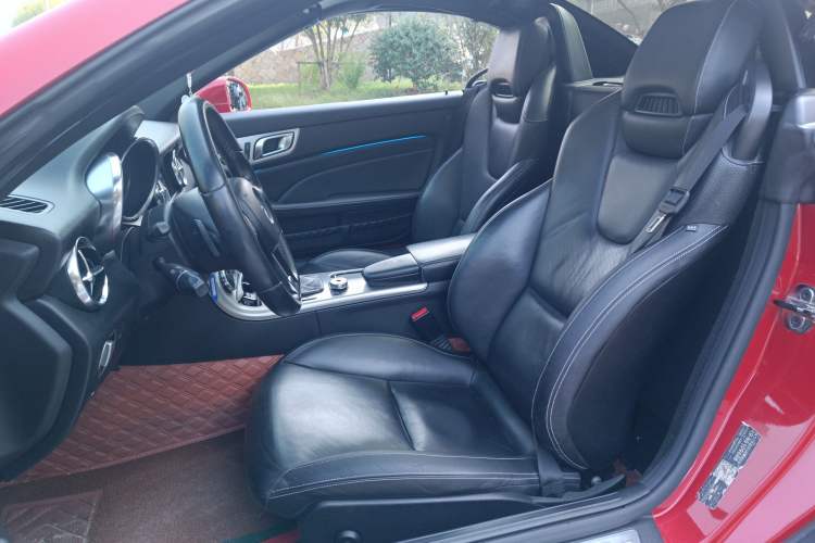 Used Mercedes-Benz SLK-Class 2011 SLK 200 Fashion Model Left Front Seat