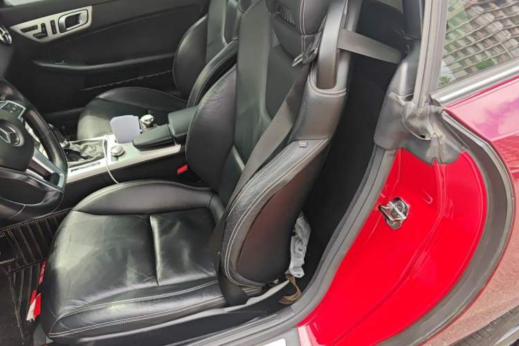 Used Mercedes-Benz SLK-Class 2011 SLK 200 Fashion Model Left Rear Seat
