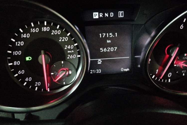 Used Mercedes-Benz SLK-Class 2011 SLK 200 Fashion Model Odometer Close Up
