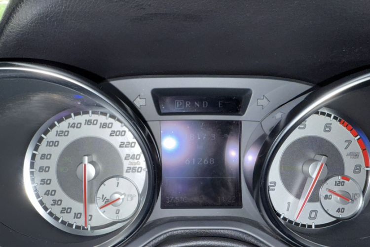 Used Mercedes-Benz SLK-Class 2011 SLK 200 Fashion Model Odometer Close Up