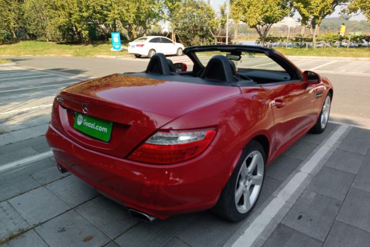 Used Mercedes-Benz SLK-Class 2011 SLK 200 Fashion Model Rear Right 45 Deg