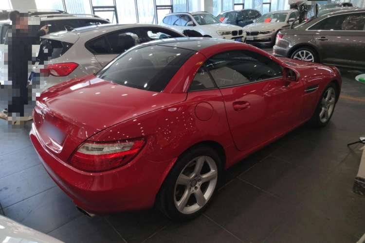 Used Mercedes-Benz SLK-Class 2011 SLK 200 Fashion Model Rear Right 45 Deg