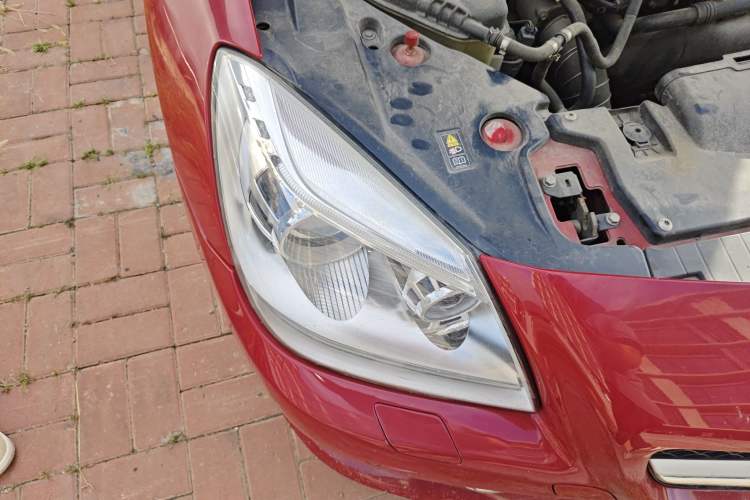 Used Mercedes-Benz SLK-Class 2011 SLK 200 Fashion Model Right Front Headlight
