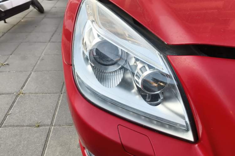 Used Mercedes-Benz SLK-Class 2011 SLK 200 Fashion Model Right Front Headlight