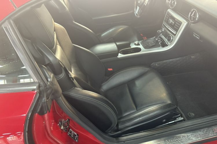 Used Mercedes-Benz SLK-Class 2011 SLK 200 Fashion Model Right Front Seat