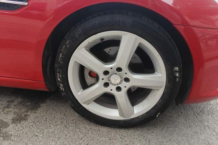 Used Mercedes-Benz SLK-Class 2011 SLK 200 Fashion Model Right Front Wheel Hub