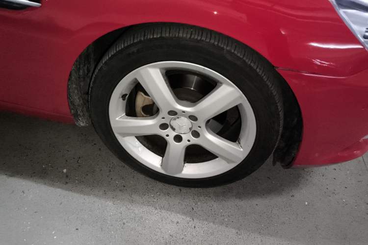 Used Mercedes-Benz SLK-Class 2011 SLK 200 Fashion Model Right Front Wheel Hub