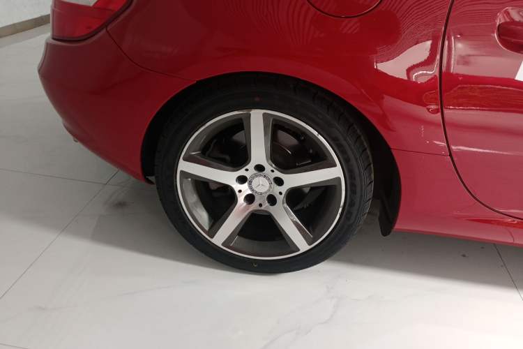 Used Mercedes-Benz SLK-Class 2011 SLK 200 Fashion Model Right Rear Wheel Hub