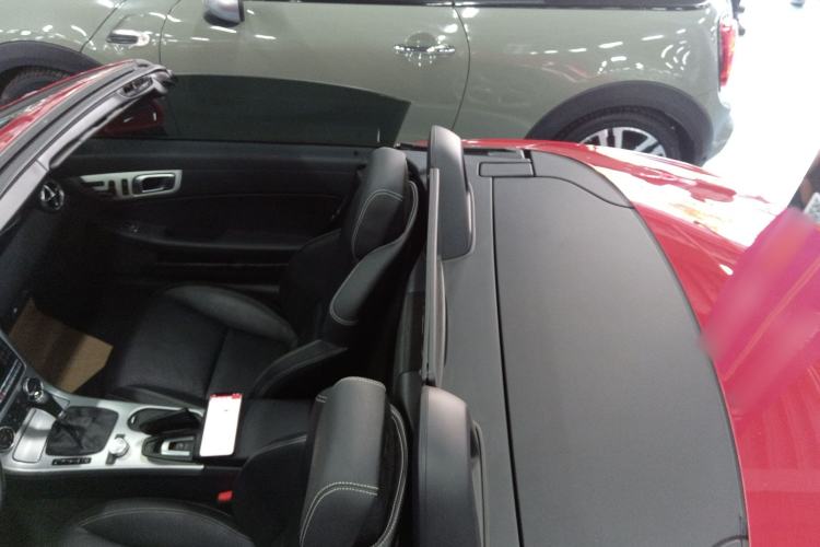 Used Mercedes-Benz SLK-Class 2011 SLK 200 Fashion Model Roof