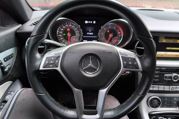 Used Mercedes-Benz SLK-Class 2011 SLK 200 Fashion Model Steering Wheel